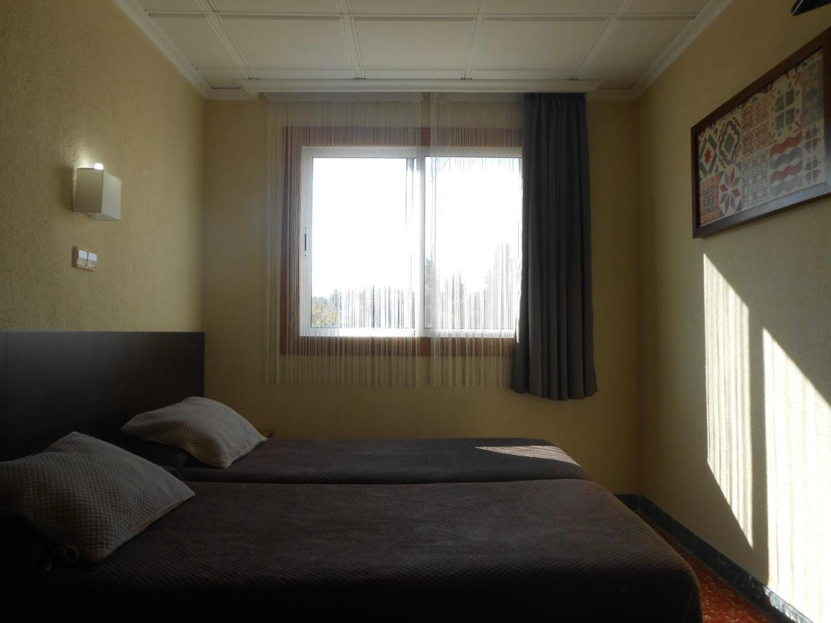 טראגונה Hostal El Callejon מראה חיצוני תמונה