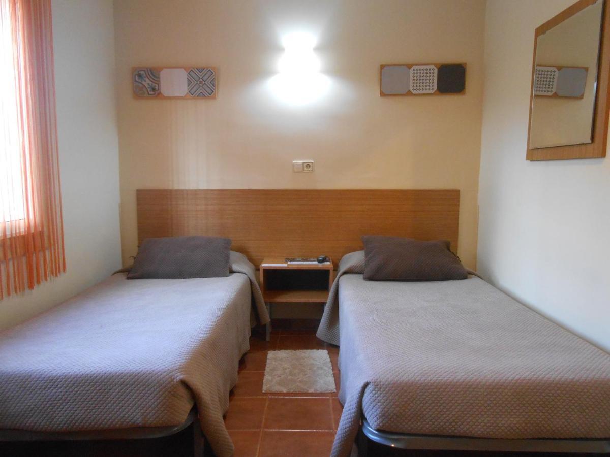טראגונה Hostal El Callejon מראה חיצוני תמונה