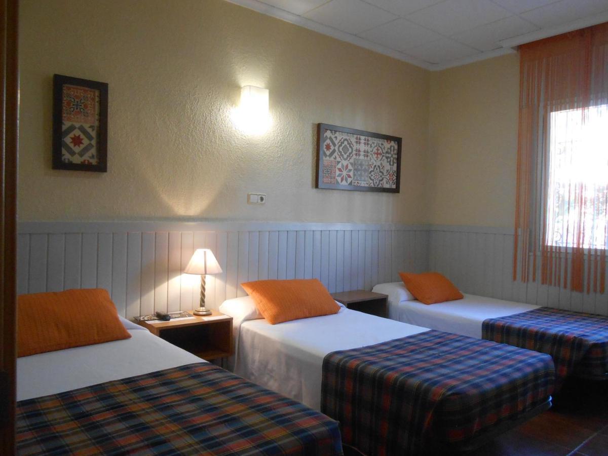 טראגונה Hostal El Callejon מראה חיצוני תמונה