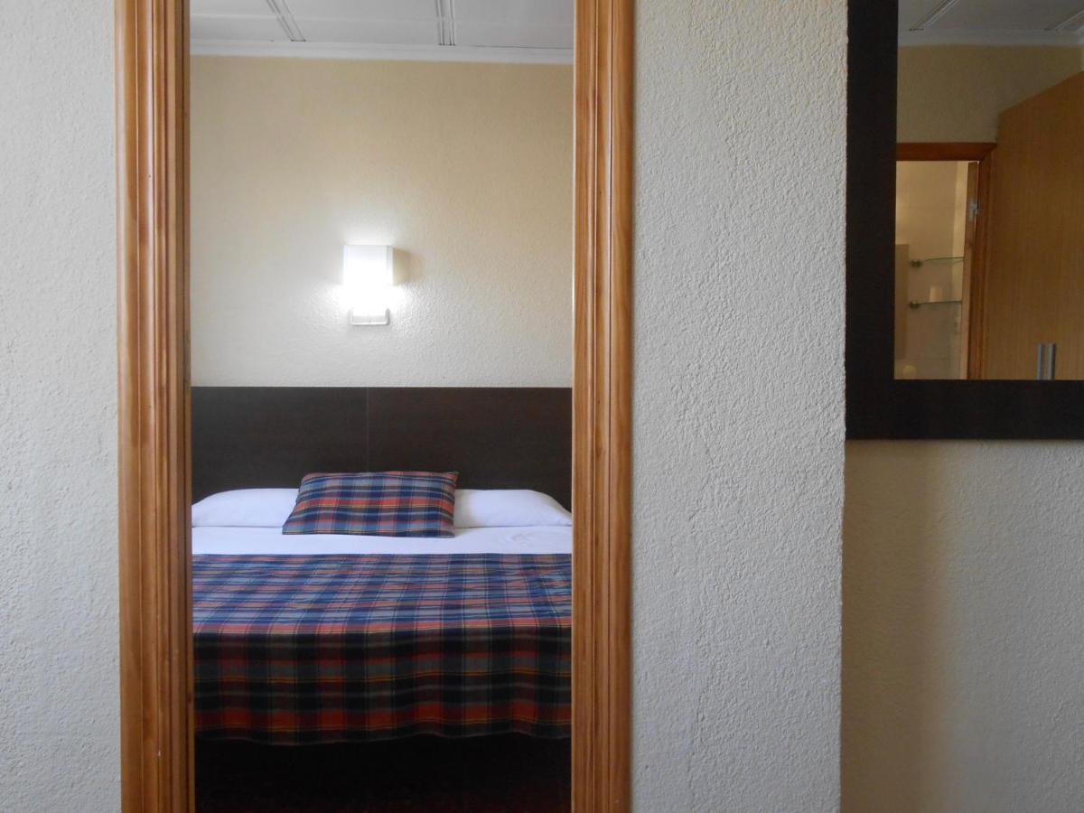 טראגונה Hostal El Callejon מראה חיצוני תמונה