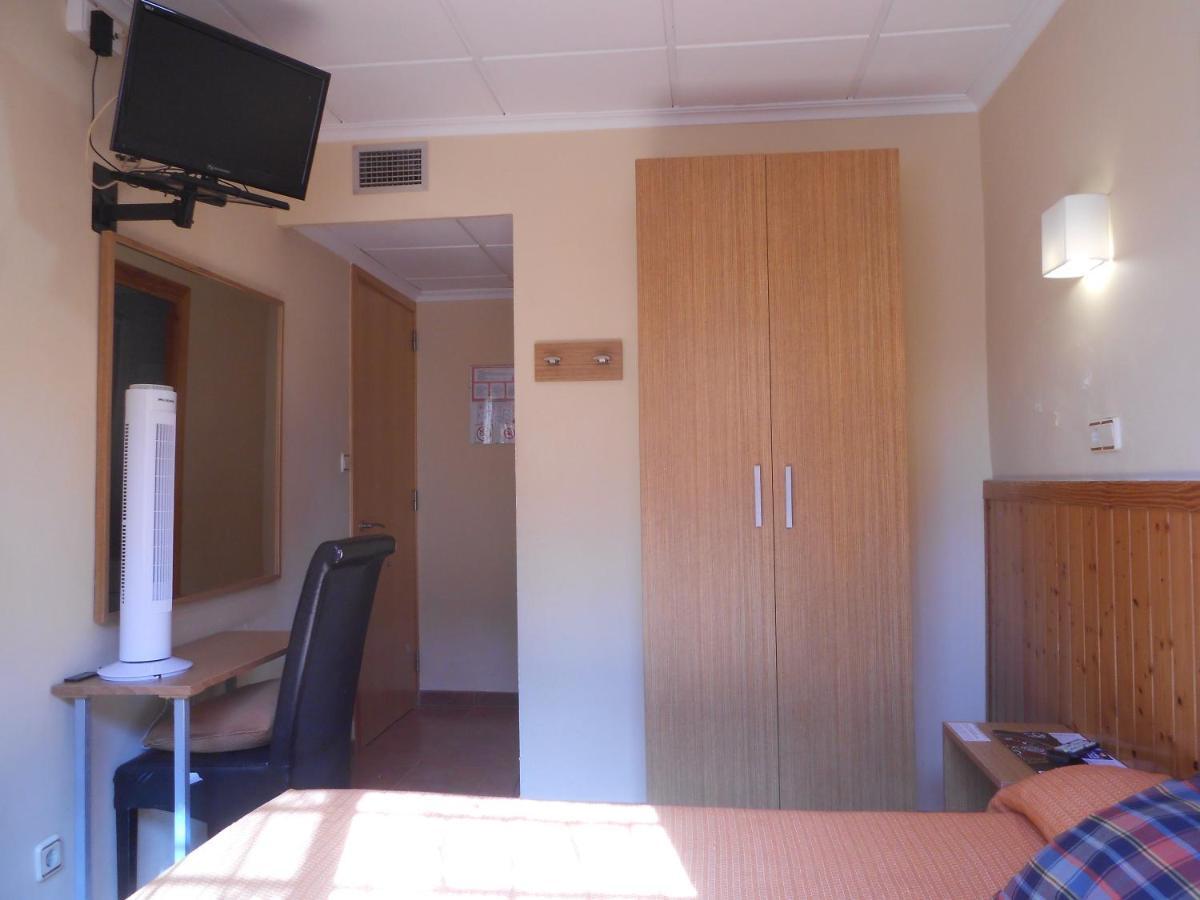 טראגונה Hostal El Callejon מראה חיצוני תמונה