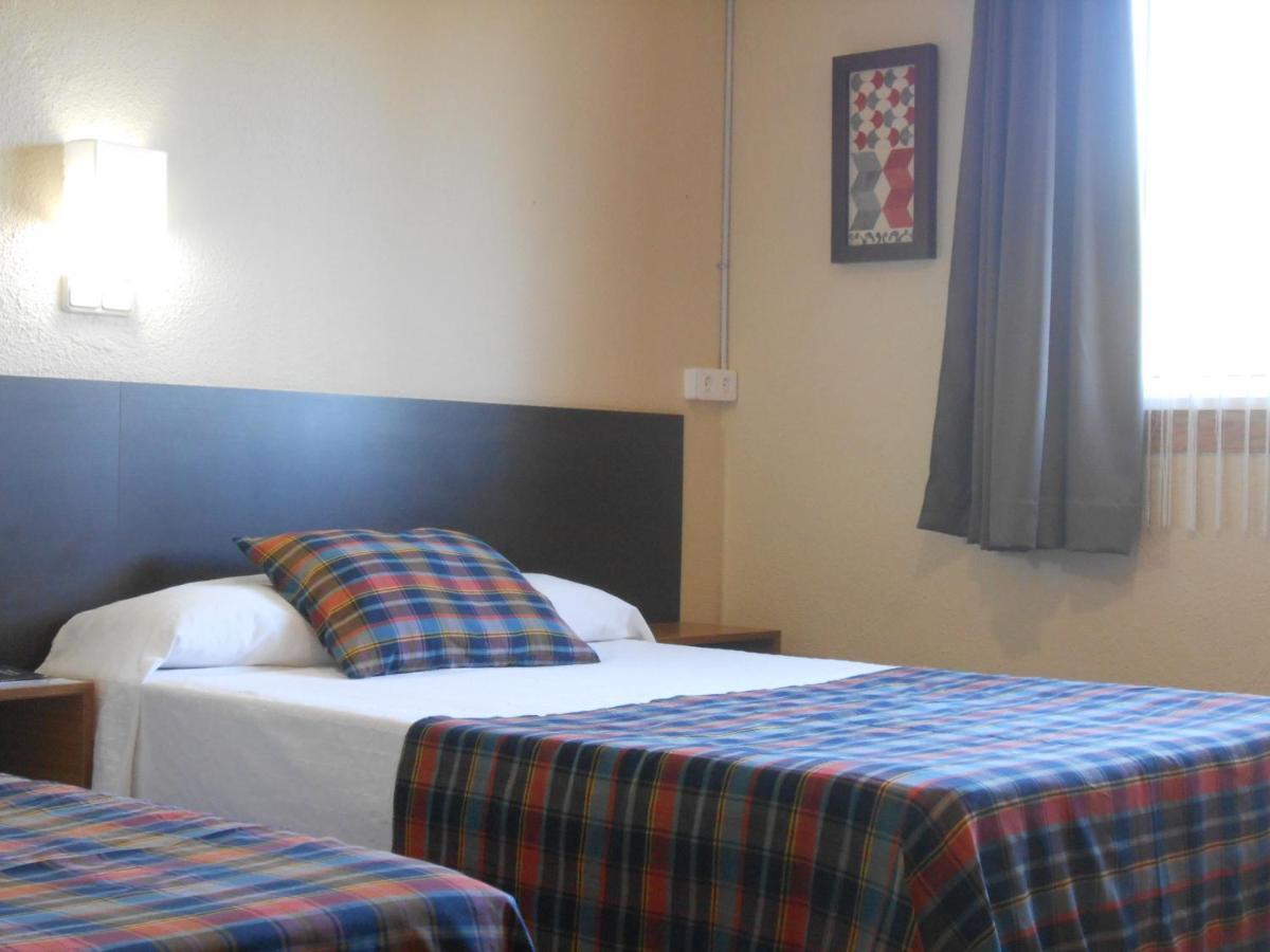 טראגונה Hostal El Callejon מראה חיצוני תמונה