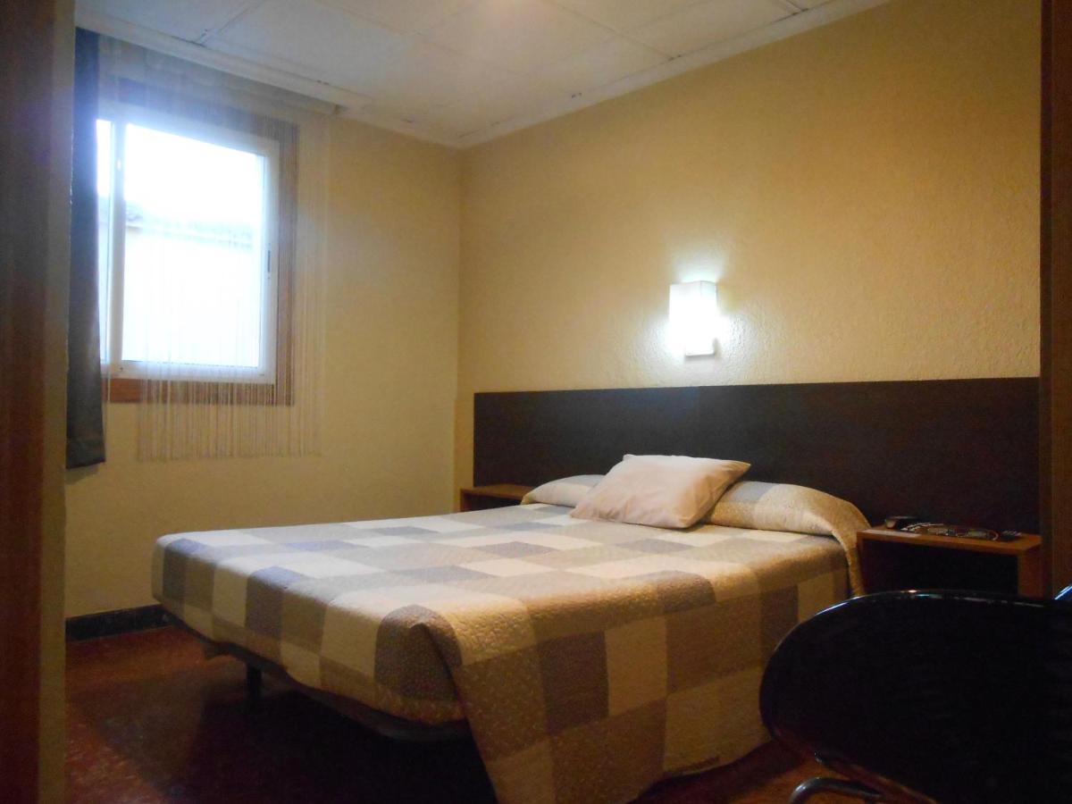 טראגונה Hostal El Callejon מראה חיצוני תמונה