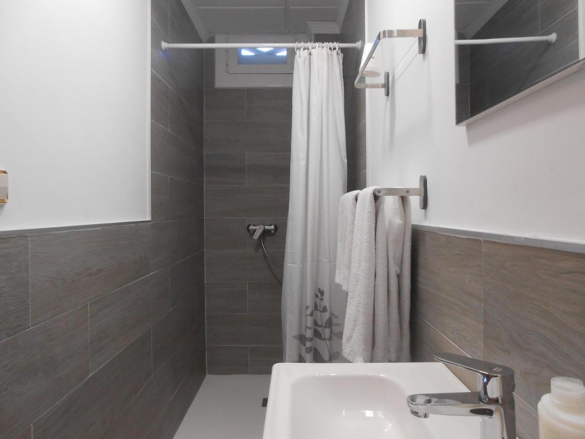 טראגונה Hostal El Callejon מראה חיצוני תמונה