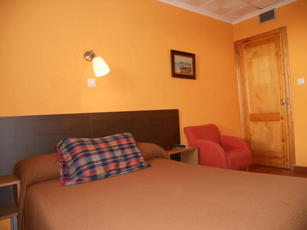 טראגונה Hostal El Callejon מראה חיצוני תמונה
